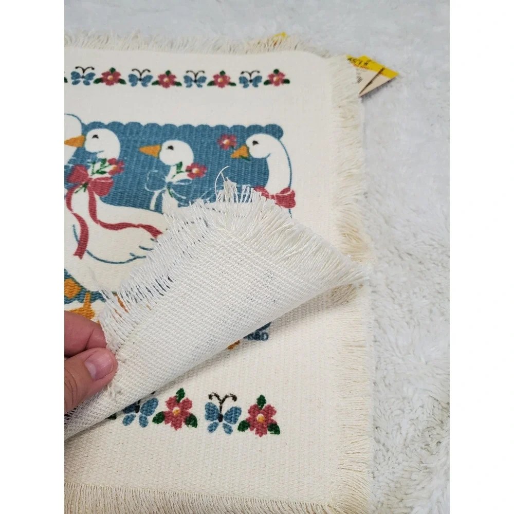 NWT Vintage White Blue Goose Geese Frayed Country Cottage Placemats Set 4